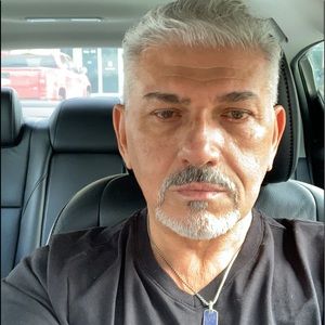 Meet your Posher, Chrysanthus